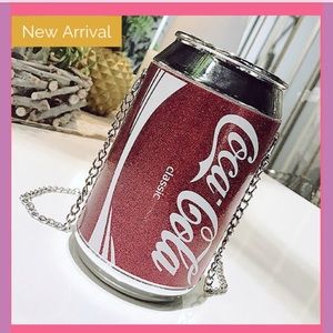 Beautiful handbag! 👛